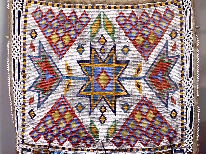 Detail, Bandolier Bag, Western Great Lakes, late 19th century, broadcloth, wool, cotton, beads, brass buttons